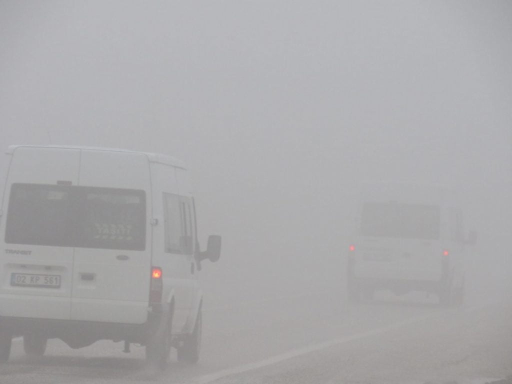 Kahta’da Görüş Mesafesi 10 Metreye Düştü