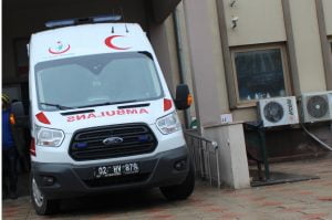 Kahta’da İki Otomobil Çarpıştı : 5 Yaralı