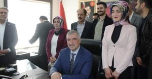 Kahta Belediye Başkanı Turanlı, göreve başladı.