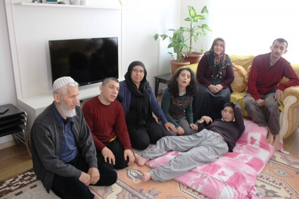 Dört Engelli Çocuğuna “Allah’ın Emanetleri” Olarak Bakan Medine Yılmaz Yılın Annesi Seçildi