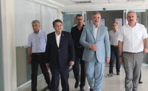 Hizmet-İş Sendikası Kurucu Onursal Genel Başkanı Tanrıverdi Kahta Belediyesini ziyaret etti