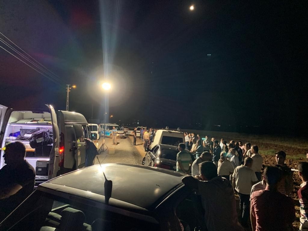 Kahta’da Eczacı Otomobilinde Ölü Bulundu