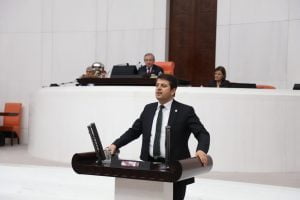 Tutdere: Adıyaman’da 25 Bin Gençten Sadece 3 Bini Üniversiteye Yerleşebildi