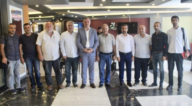 Turanlı “ Ben  memleketimin önünde  takoz  olmaya  değil, hizmet yolunda  bir  nefer  olmaya  çalışacağım”