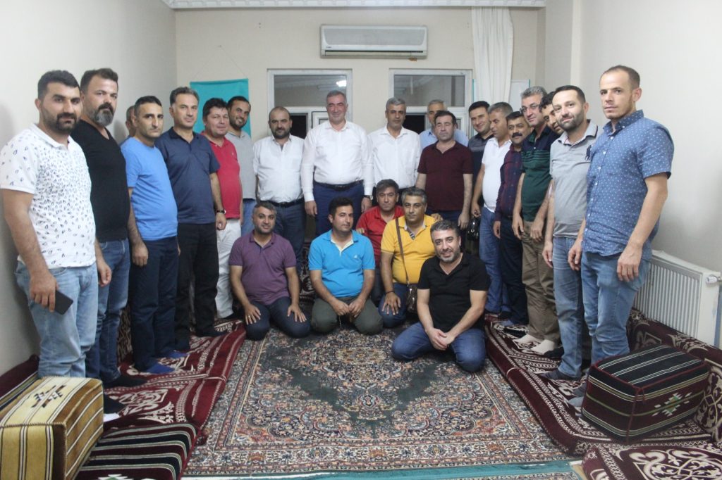 Başkan Turanlı, TÜGVA Kahta ilçe Temsilciliğini Ziyaret Etti.