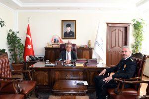 YENİ EMNİYET MÜDÜRÜ ERGÜDER’DEN VALİ PEKMEZ’E ZİYARET 