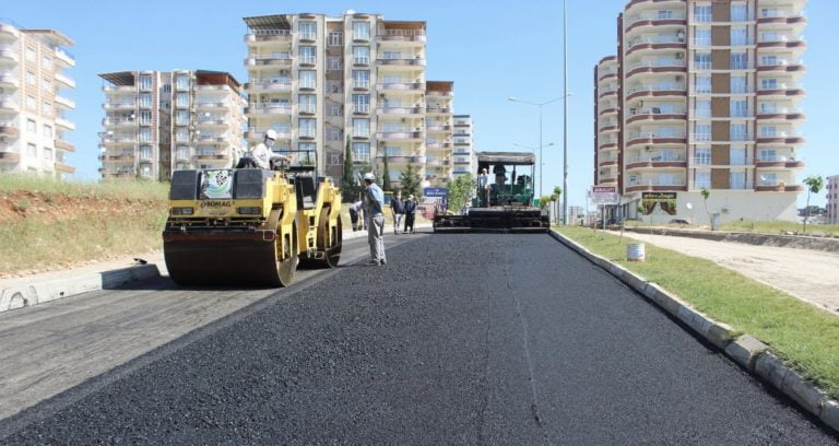 Kahta Belediyesi Asfaltlama Çalışmalarına Hızlı Başladı
