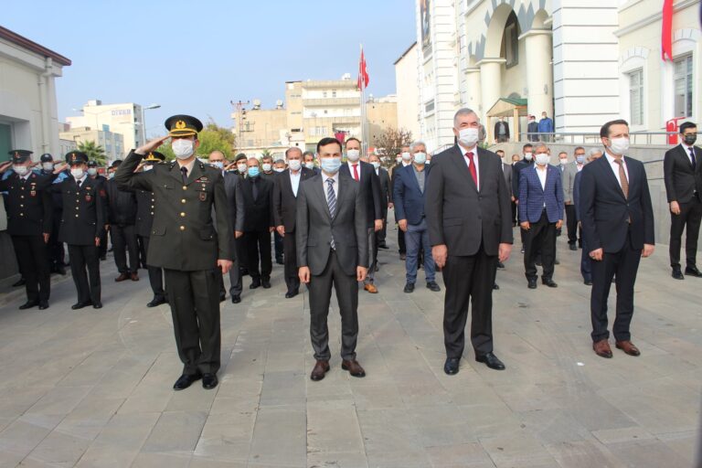Mustafa Kemal Atatürk Kahta’da Anıldı.