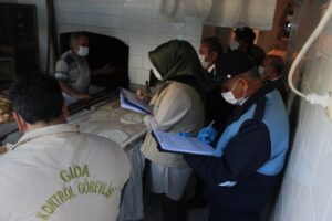 Kahta Belediyesi fırınları denetliyor