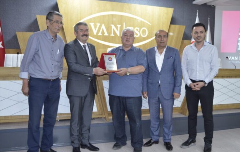 ‘ VAN DOĞUNUN İSTANBULU ’