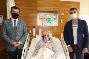 ENDOKOSPİK VENTRİKÜL İÇİ TÜMÖR AMELİYATI ADIYAMAN’DA İLK KEZ YAPILDI.