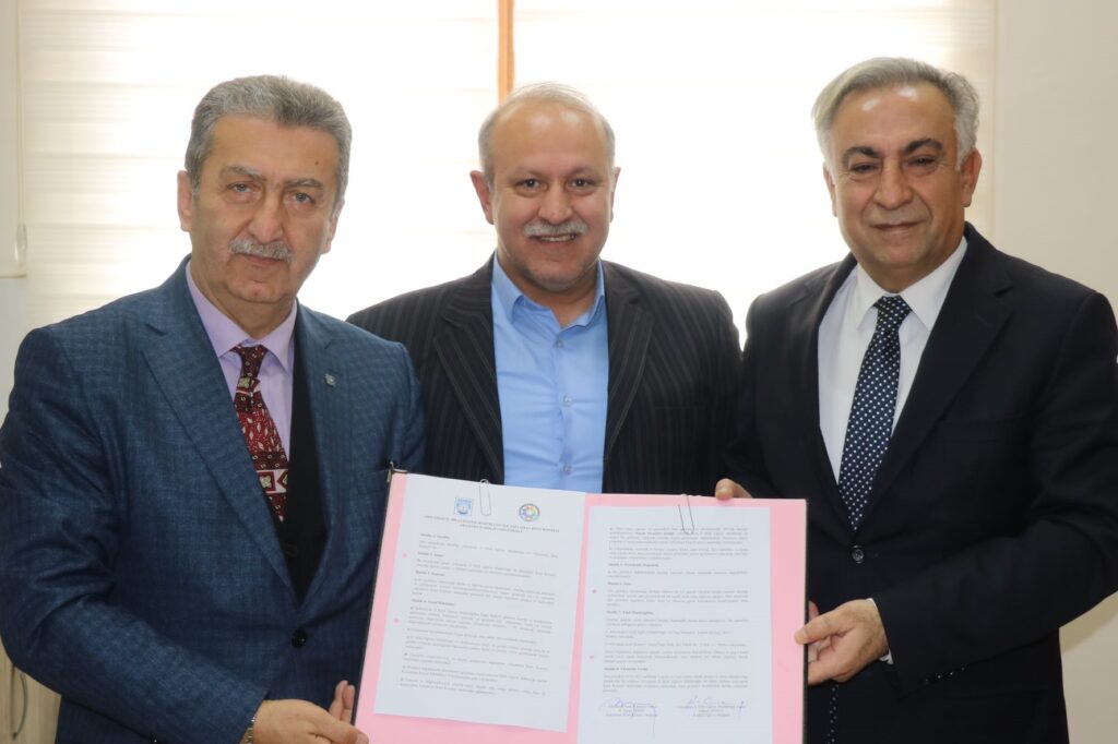 Kent Konseyi ile İl Milli Eğitim Müdürlüğü arasında iş birliği protokolü imzalandı.