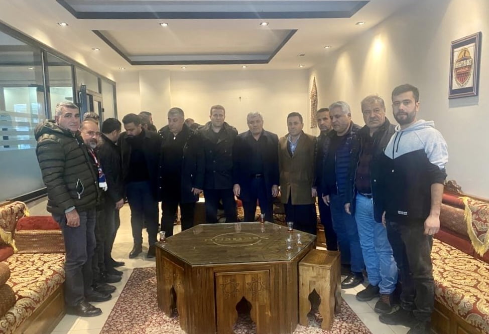 KAHTA 02 SPOR YÖNETİM KURULU, HOCAMIZA İNANIYOR VE GÜVENİYORUZ