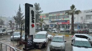 Kahta’da kar yağışı