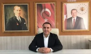 Yılın en başarılı belediye başkanı Halil Fırat seçildi.
