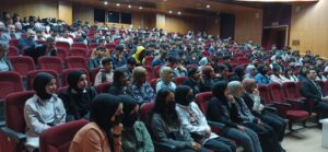 Hekimler, öğrencilere doktorluk mesleğini tanıttı