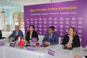 Kahta’da Uğur Okulları lansman toplantısı yapıldı