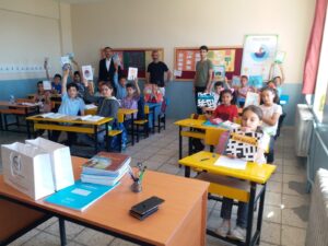 GERGER MÜFTÜLÜĞÜNDEN OKULLARA KİTAP DESTEĞİ