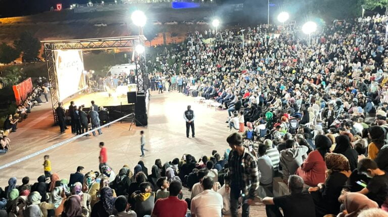 Kahta Kaymakamlığının düzenlediği program muhteşem geçti.