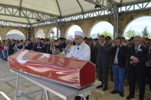 Kıbrıs Gazisi Aziz Çelik toprağa verildi