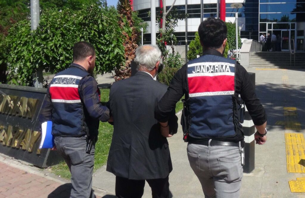 Eski HDP il başkanı tutuklandı