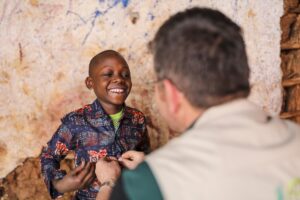 İHH 100 bin çocuğa bayramlık hediye edecek