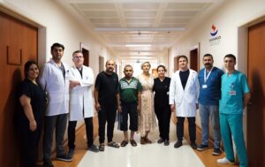 28 yıllık diyaliz hastası böbrek nakliyle sağlığına kavuştu