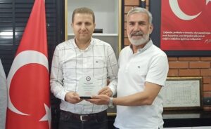 Kahta güvenlik hizmetlerini destekleme derneğinden Musa Yıldırım’a Plaket