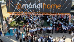 KAHTA’DA MONDİHOME MAĞAZASININ AÇILIŞI MUHTEŞEM OLDU