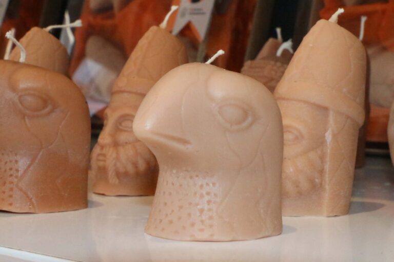 Adıyaman turizmine kadın eliyle kokulu mum desteği