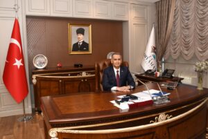 Vali Çuhadar’dan ’24 Temmuz Gazeteciler ve Basın Bayramı’ mesajı