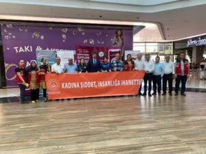 Kadına Yönelik Şiddetle Mücadele farkındalık standı