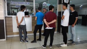 Adıyaman Belediyesi’nden, üniversiteyi kazanan gençlere destek