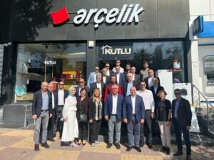 Arçelik Genel Müdürü Can Dinçer bayilere ziyaret kapsamında Kahta’ya geldi.