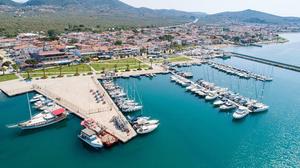 Yat Limanı Ve Balıkçı Barınağı Kıyı Tesisi İşletme İzin Belgesini Aldı
