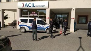 Besni’de husumetliler arasında silahlı kavga: 2 yaralı, 6 gözaltı