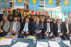 İYİ Parti Kahta Kongresi yapıldı.