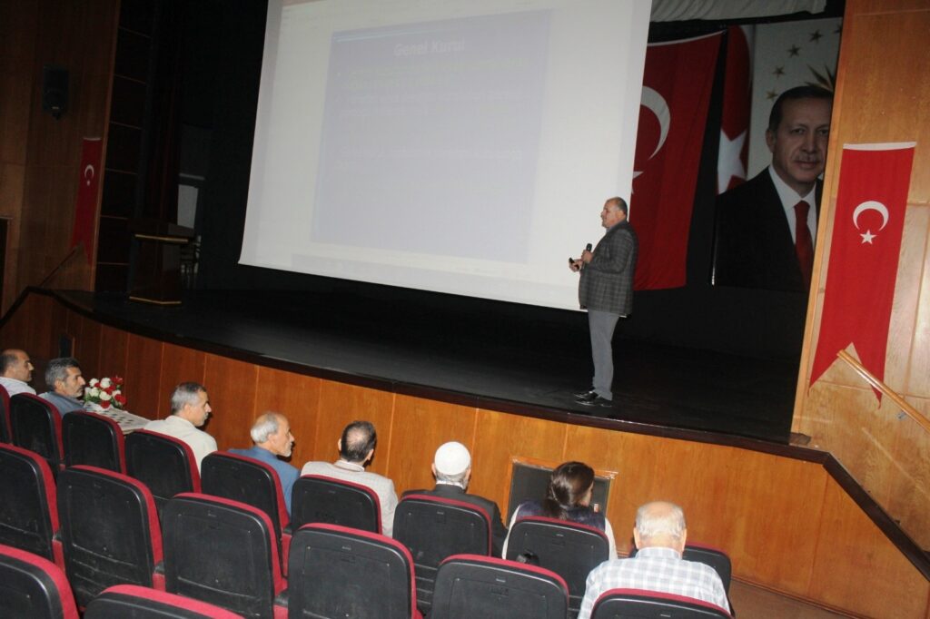 Kahta derneklerine  seminer verildi