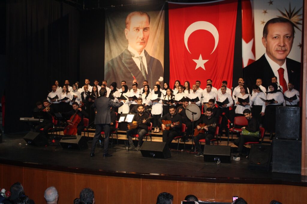 Öğretmenler korosundan ‘Öğretmenler Günü’ne özel konser