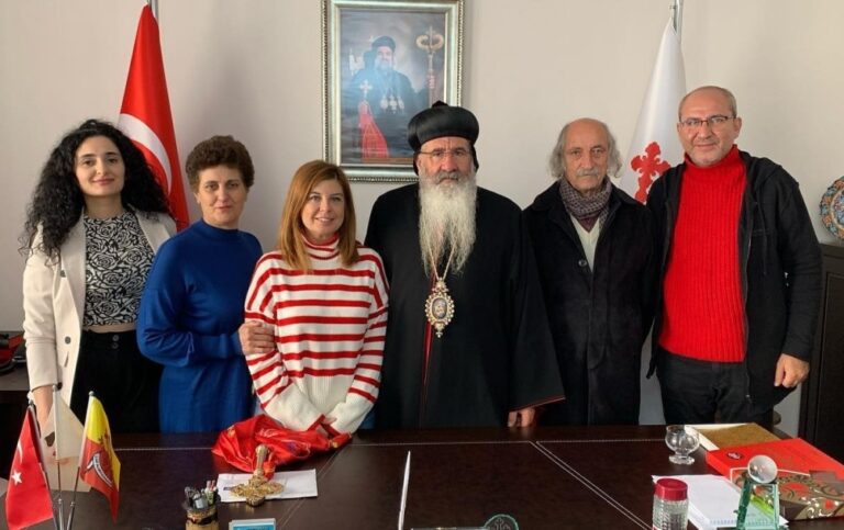 Noel kutlamaları başladı