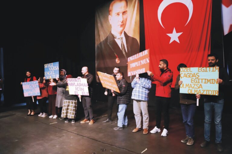 Kahta’da ‘3 Aralık Dünya Engelliler Günü’ kutlandı