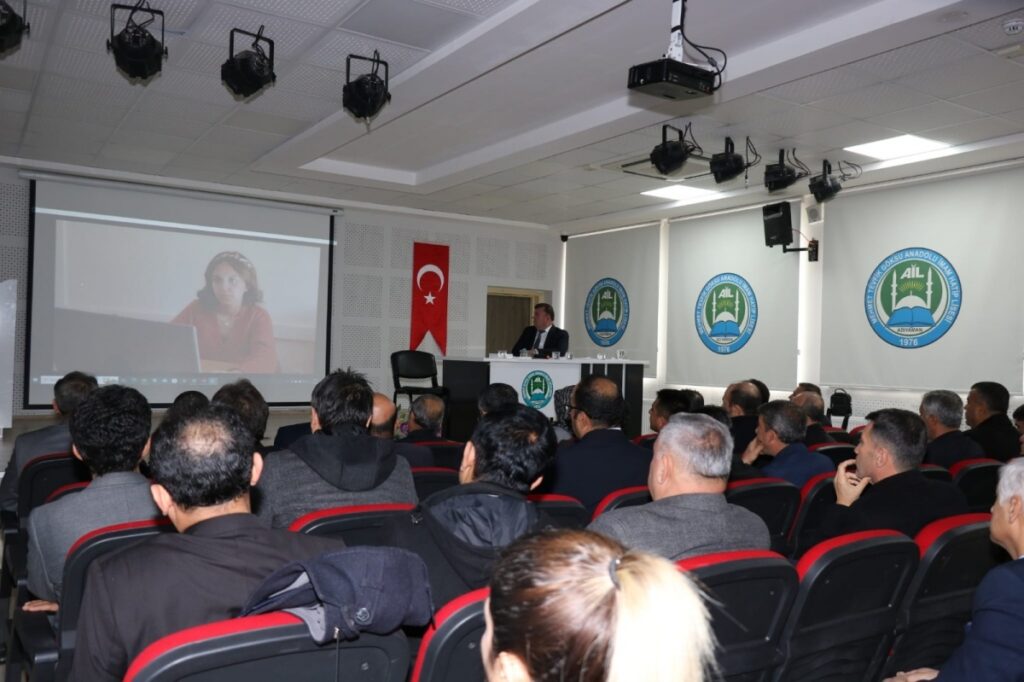 Gölbaşı’nda LGS ve YKS değerlendirmesi yapıldı