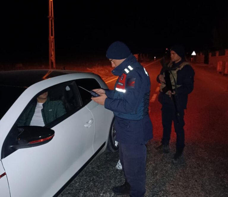 Çeşitli suçlardan araması olan 11 şüpheli yakalandı