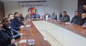 KIYMAZ, Ahmet Aydın’dan Gazetecilere indirim istedi