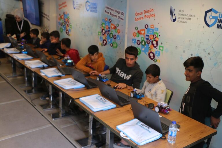 Çocuklara ‘Robotik Kodlama’ eğitimi