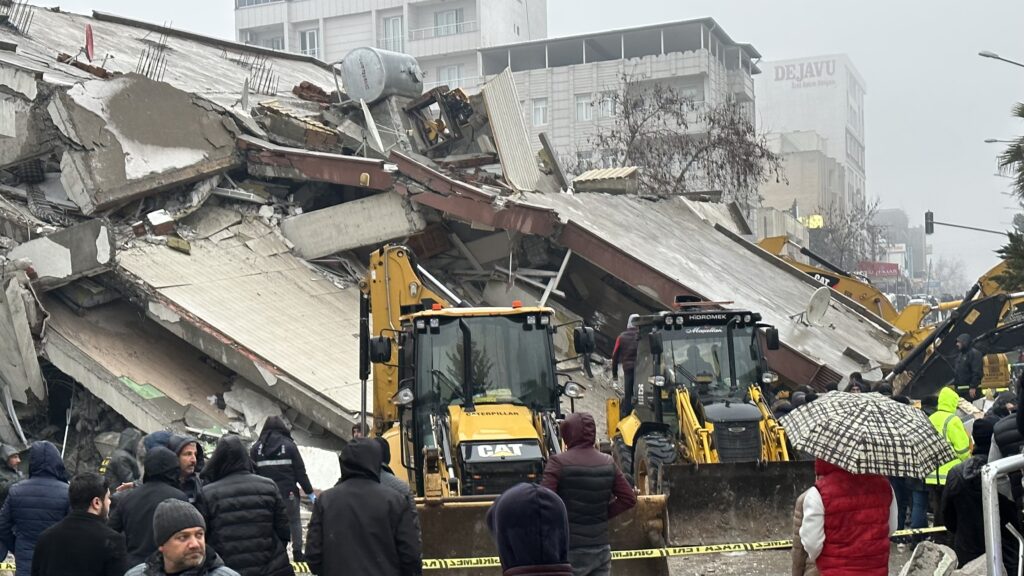 Adıyaman’da deprem !