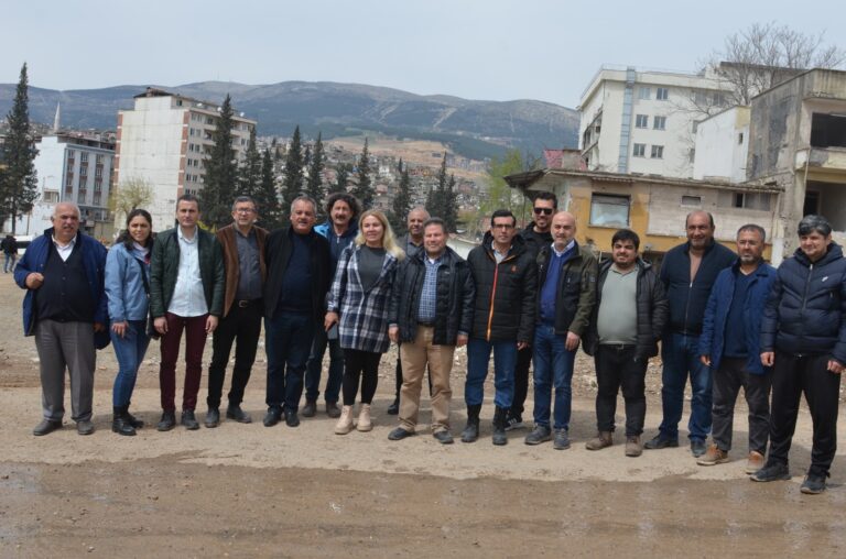 Depremzede Gazeteciler Basın İlan ve Reklam Yönetmeliği’nin Ertelenmesini İstedi!