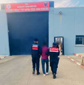 Adıyaman İl Jandarma Komutanlığı aranan şahsı yakaladı