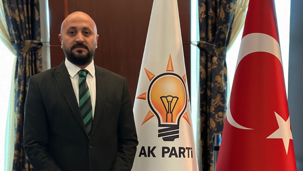Kars’ın Turizm Elçisi Halit Özer AK Parti’den belediye başkan aday adayı oldu