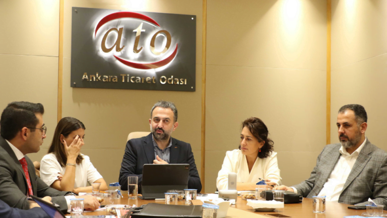 Online yemek sektörünün sorunları Ankara Ticaret Odası’nda ele alındı
